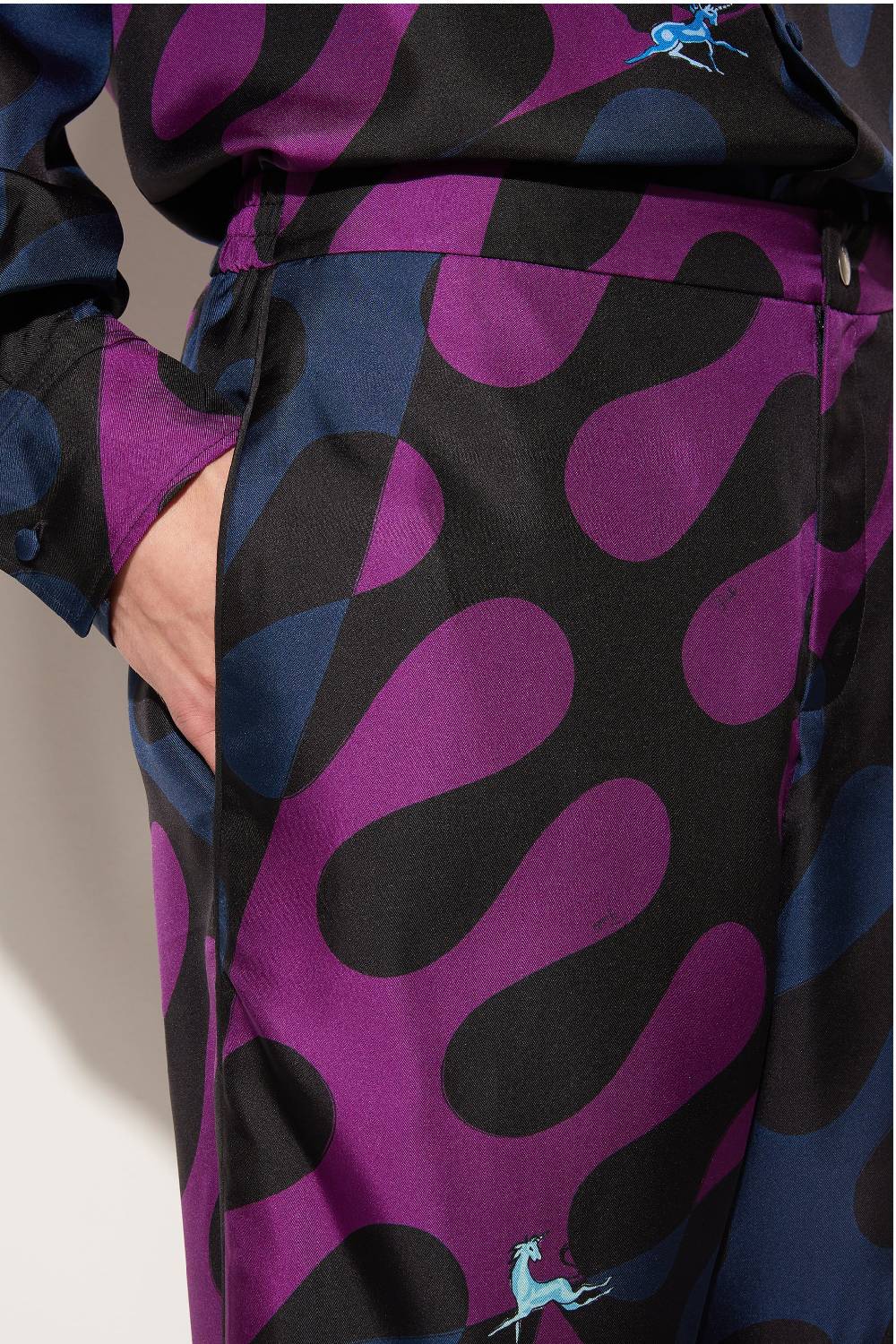 Pucci Pantaloni in seta con stampa Leocorno Vendite Flash