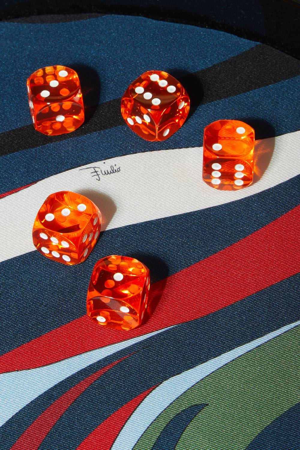 Pucci Iride-Print Dice Board Set Promozione Limitata