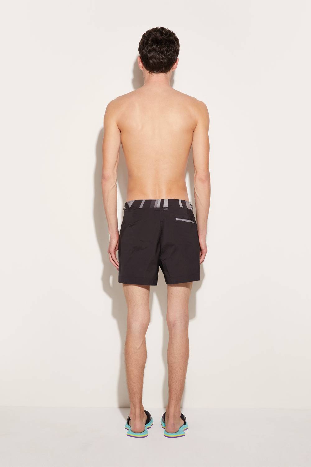 Pucci Shorts da mare con finiture Iride Sconto