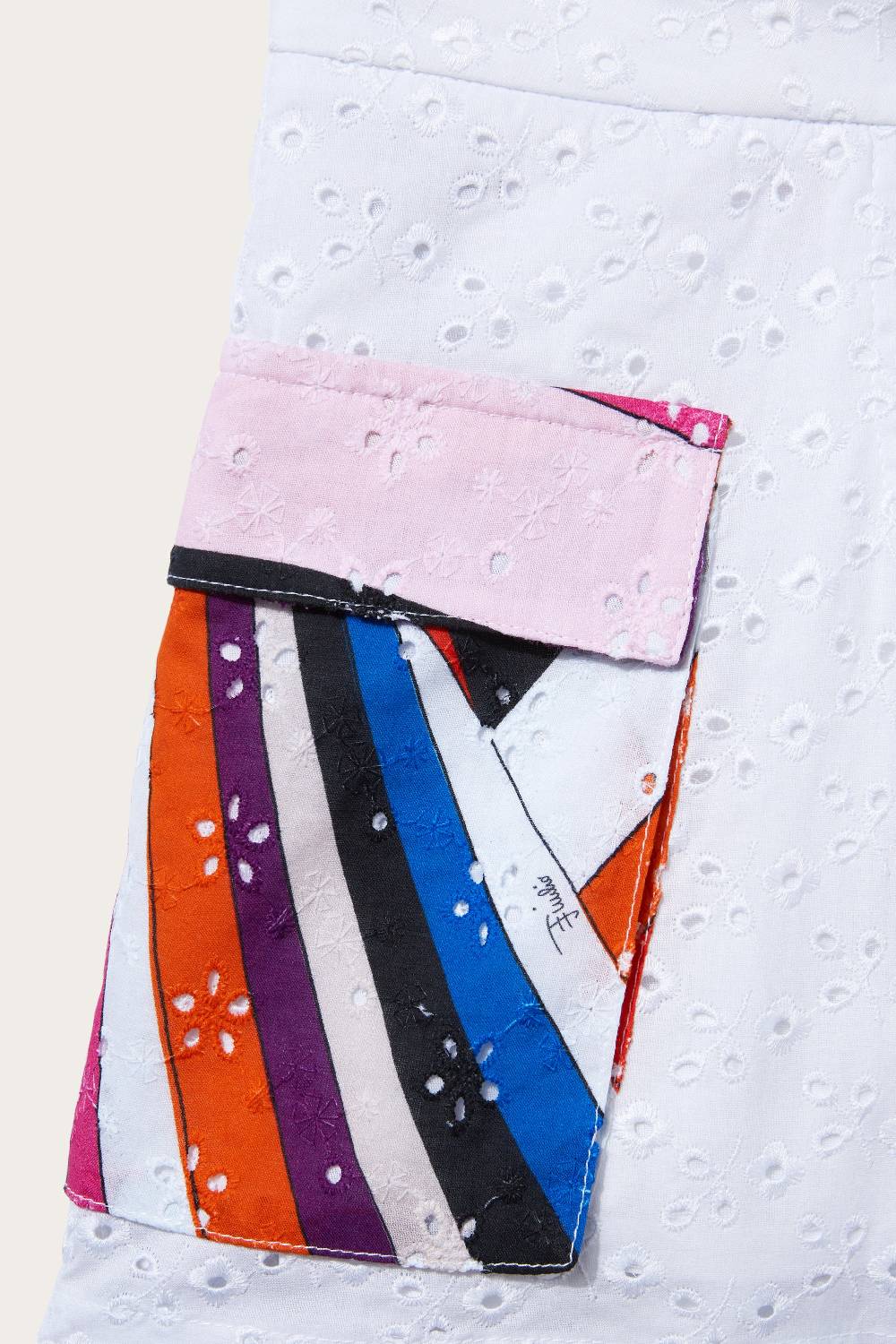 Pucci Shorts in sangallo con inserti Iride Presa