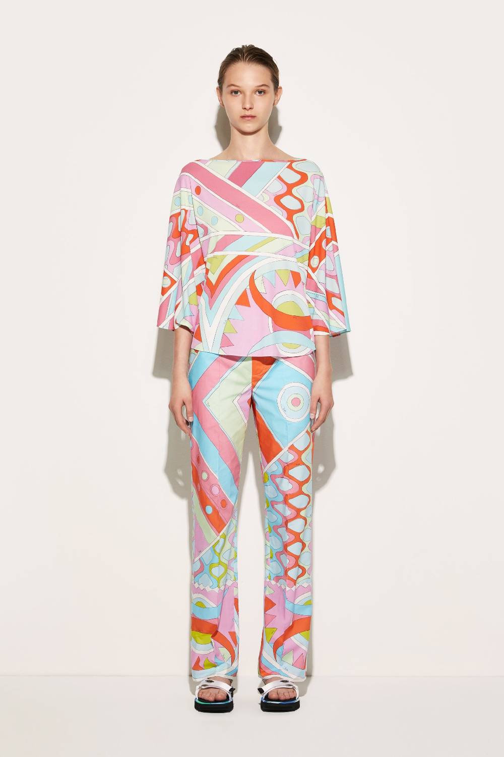 Pucci Poncho con stampa Vivara Convenienza