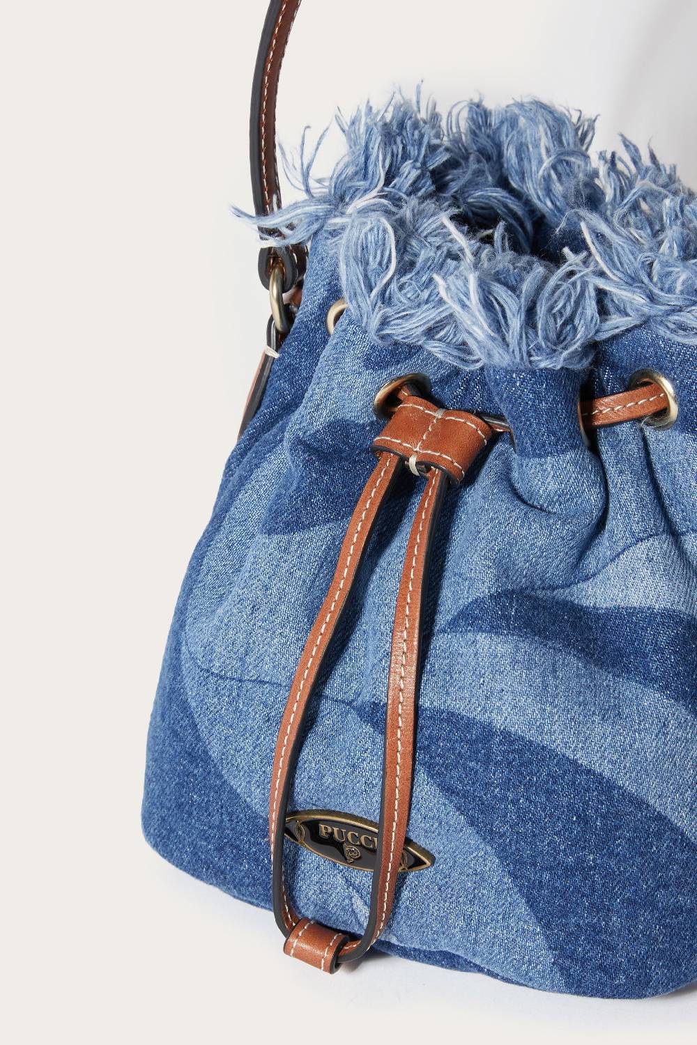 Pucci Borsa a secchiello Yummy in denim Saldi Di Fabbrica