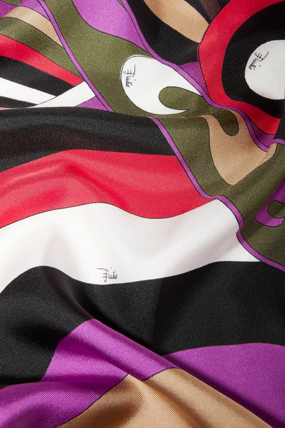 Pucci Carré grande in seta con stampe Iride e Marmo Sottocosto