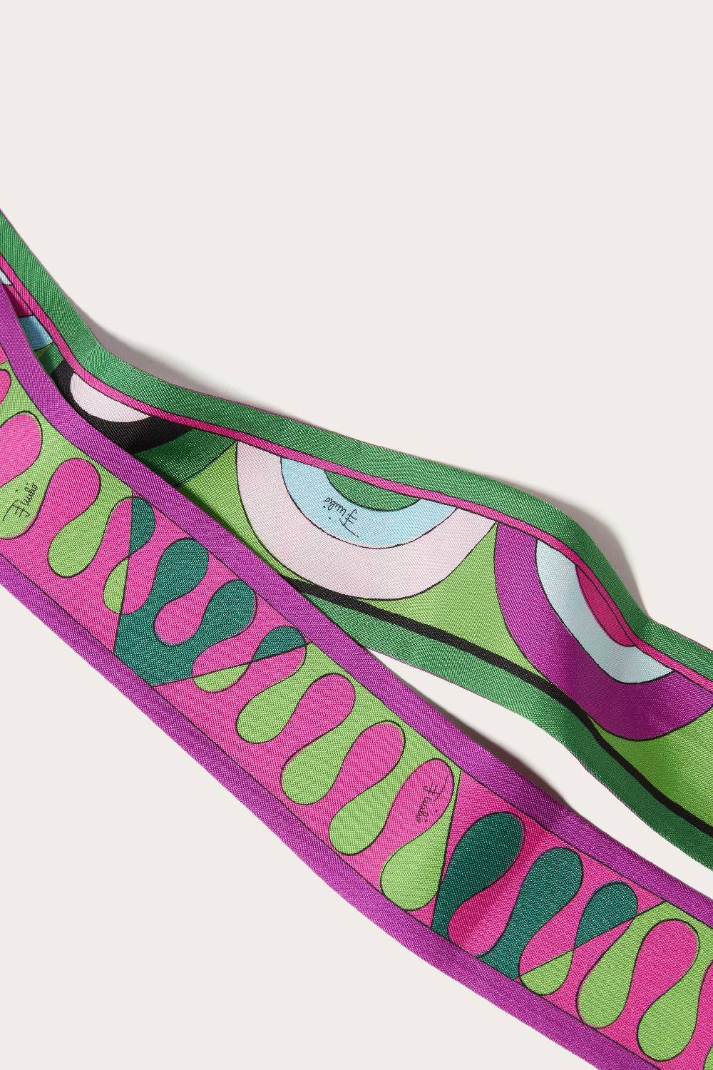 Pucci Foulard in seta con stampe Onde e Leocorno Solo un giorno rimasto