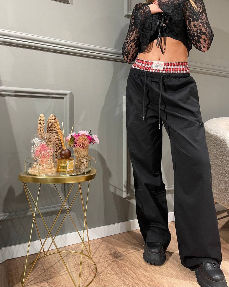 Lovely Sisters Pantalone cowboy nero Affare Del Giorno