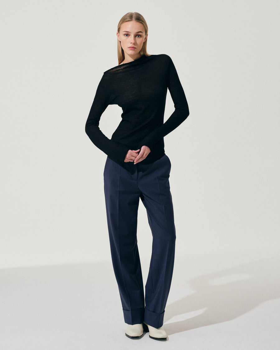 Scaglione ROUND NECK ASYMMETRIC BLACK Offerte