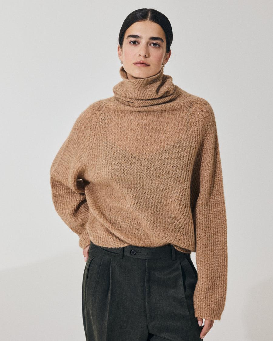 Scaglione TURTLE NECK RAGLAN GLITTER CARAMEL Economico