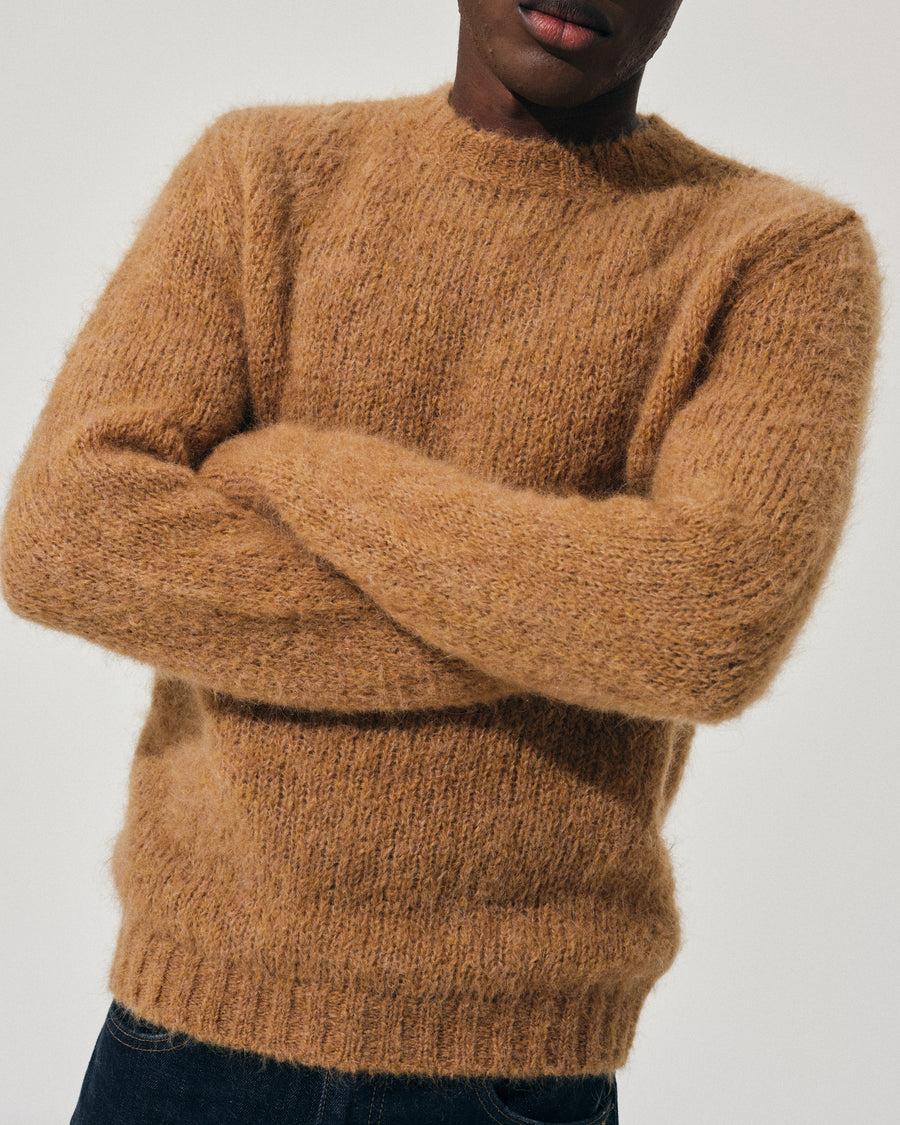 Scaglione ROUND NECK MESSY HAIR CARAMEL Vendita