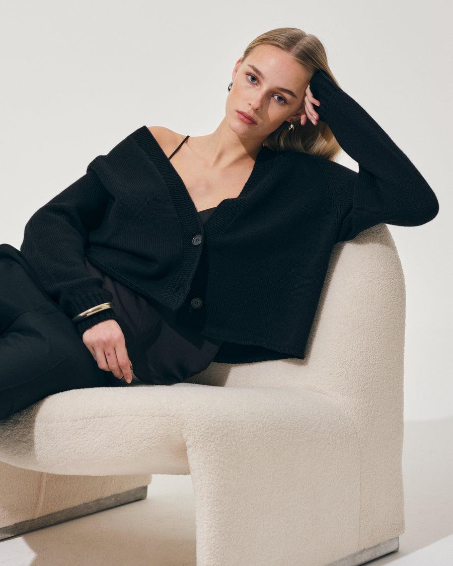 Scaglione CARDIGAN RAGLAN SEAMLESS MERINO BLACK Shopping Online
