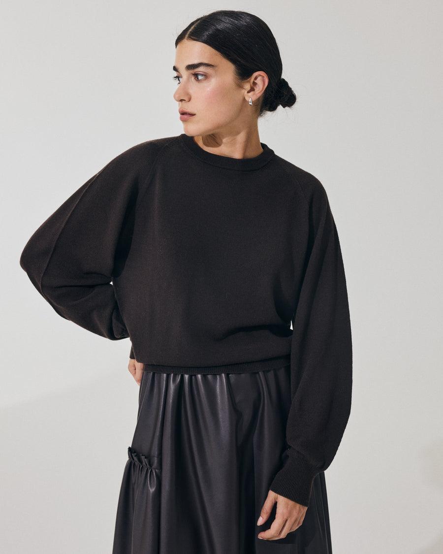Scaglione ROUND NECK BOXY RAGLAN SEAMLESS MERINO EBANO Sottocosto