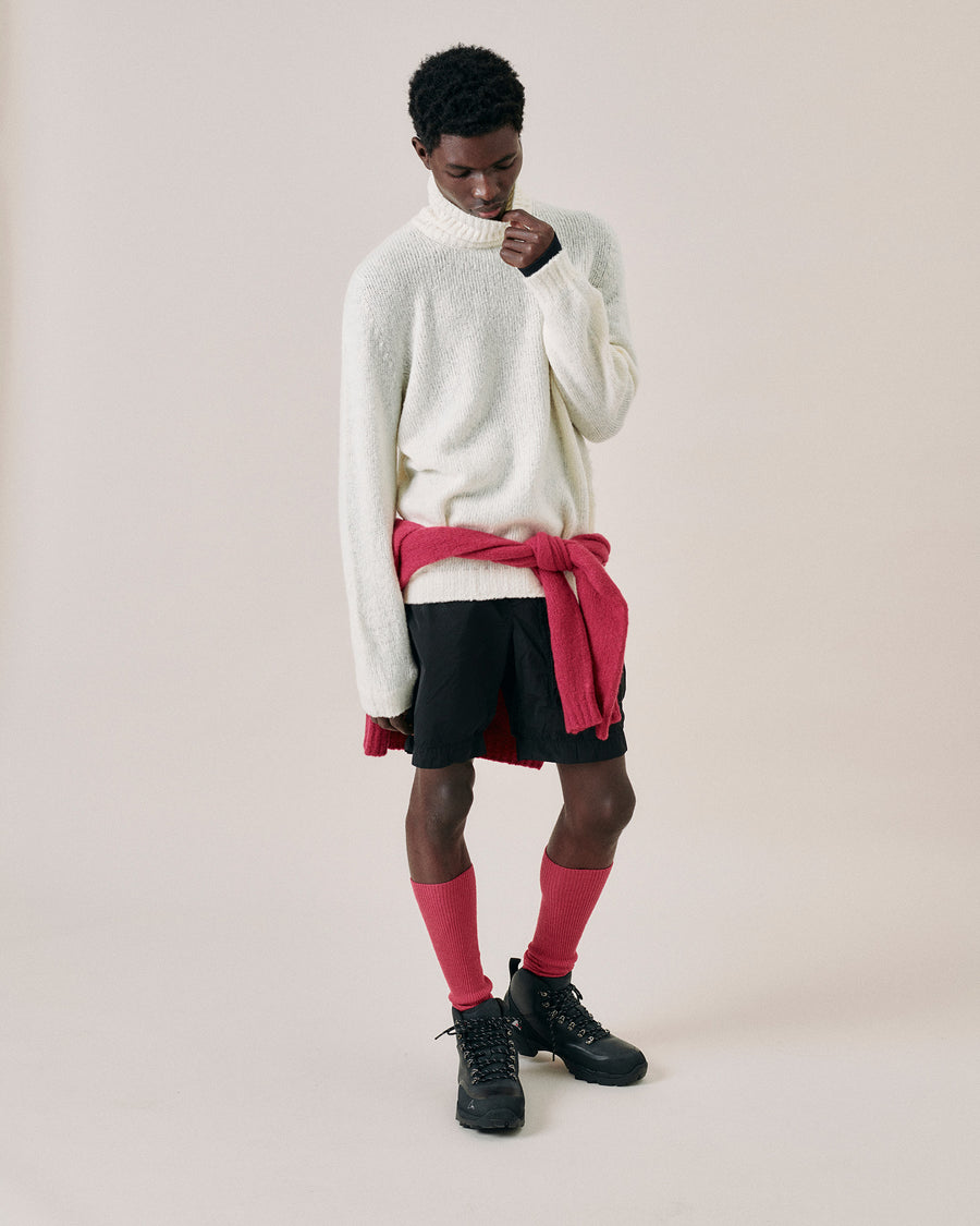 Scaglione TURTLE NECK SEAMLESS PUFFED CASHMERE MILK