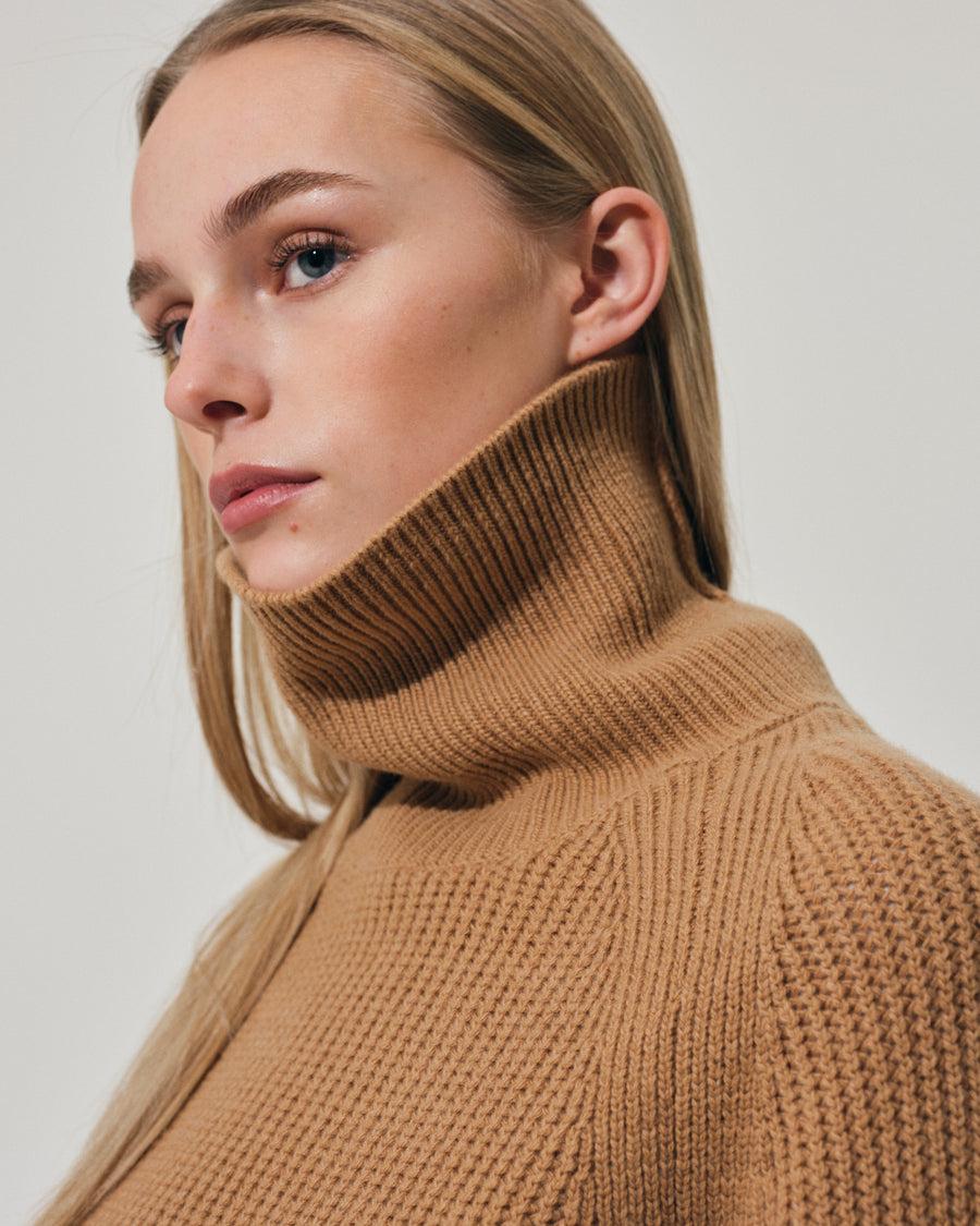 Scaglione ROUND NECK RAGLAN FISHERMAN CARAMEL Negozi Online