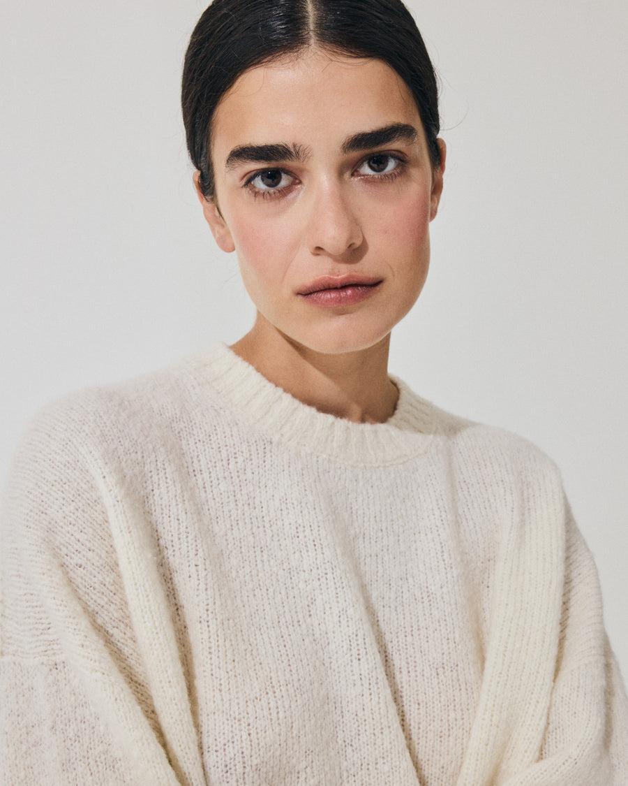 Scaglione ROUND NECK OVER PUFFED CASHMERE MILK Offerte