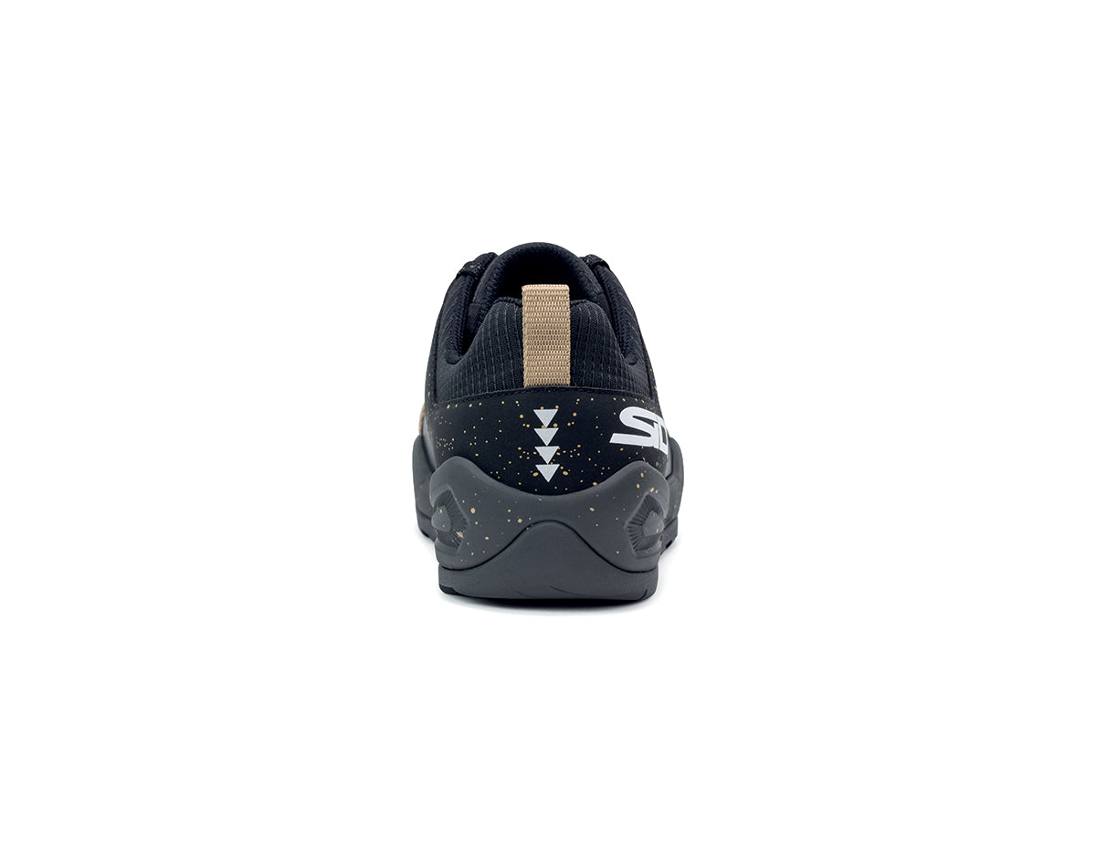 Sidi ATOMUS - print black / Millennium / 36 Fino Al -60%