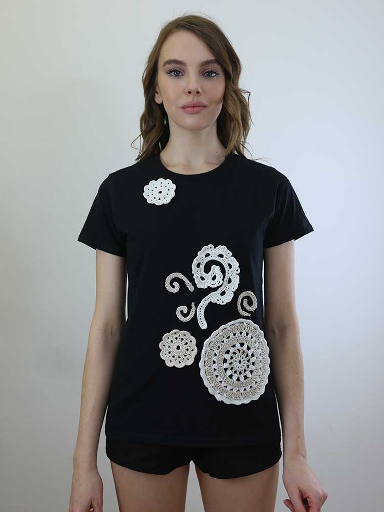 Tricot à Porter T-SHIRT SCOLLO GIRO CON APPLICAZIONI CROCHET Nuovo