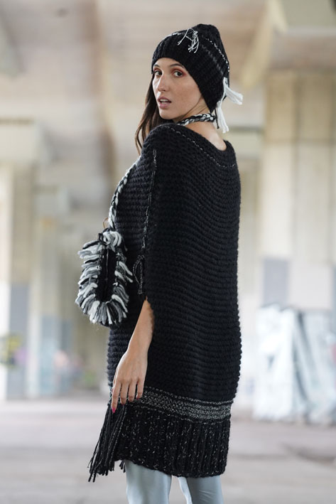 Tricot à Porter Fringe poncho Sconto