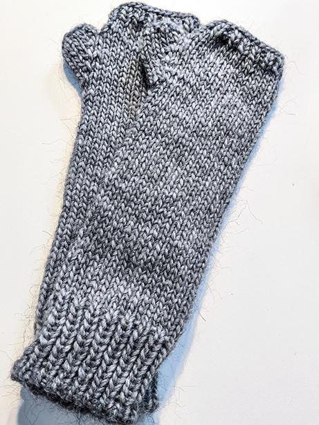 Tricot à Porter Manicotti in maglia con orli a coste Prezzo Ridotto