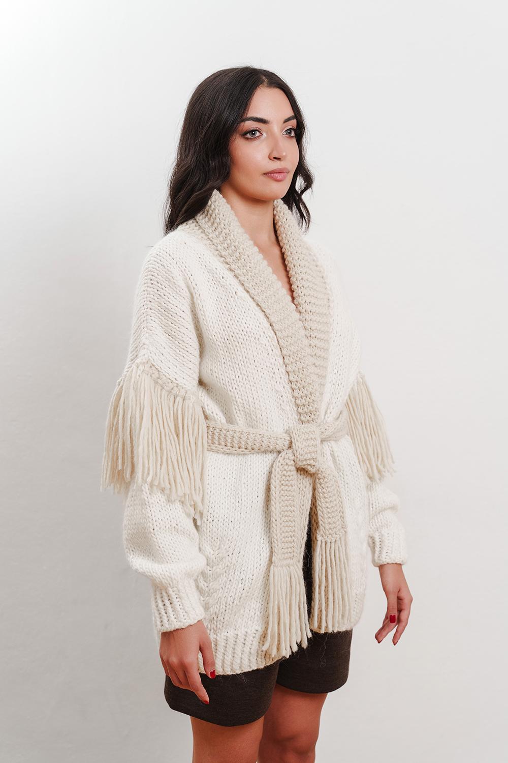 Tricot à Porter Cardigan collo a scialle cintura e frange sul giro manica basso In Vendita