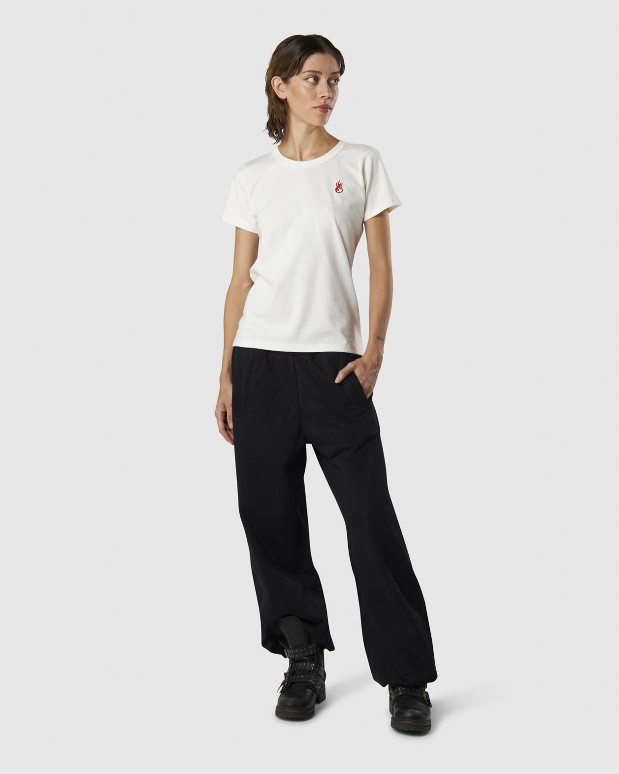 Vision Of Super WHITE T-SHIRT WITH EMBROIDERED FLAME LOGO ON FRONT AND PRINTED LOGO ON BACK Economico