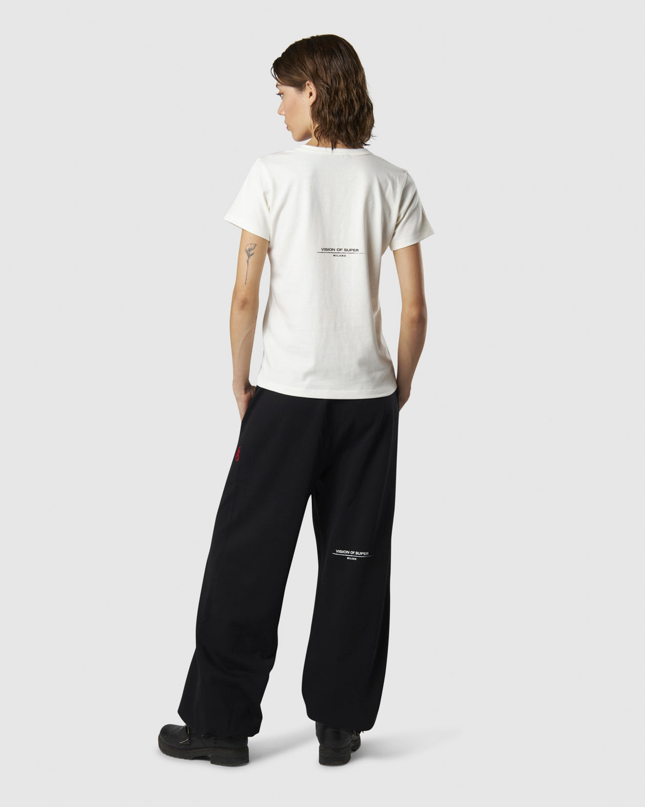 Vision Of Super WHITE T-SHIRT WITH EMBROIDERED FLAME LOGO ON FRONT AND PRINTED LOGO ON BACK Economico