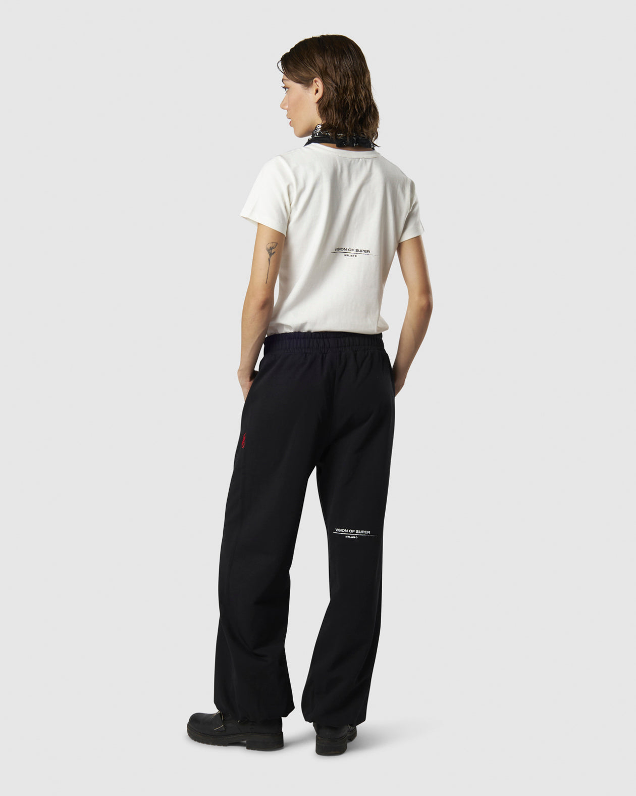 Vision Of Super BLACK WOMEN PANTS WITH EMBROIDERED FLAME LOGO ON FRONT AND PRINTED LOGO ON BACK Saldi Di Fabbrica